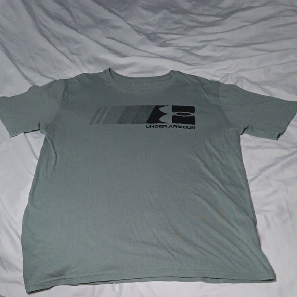 Under Armour Men's Light Gray Graphic Tee